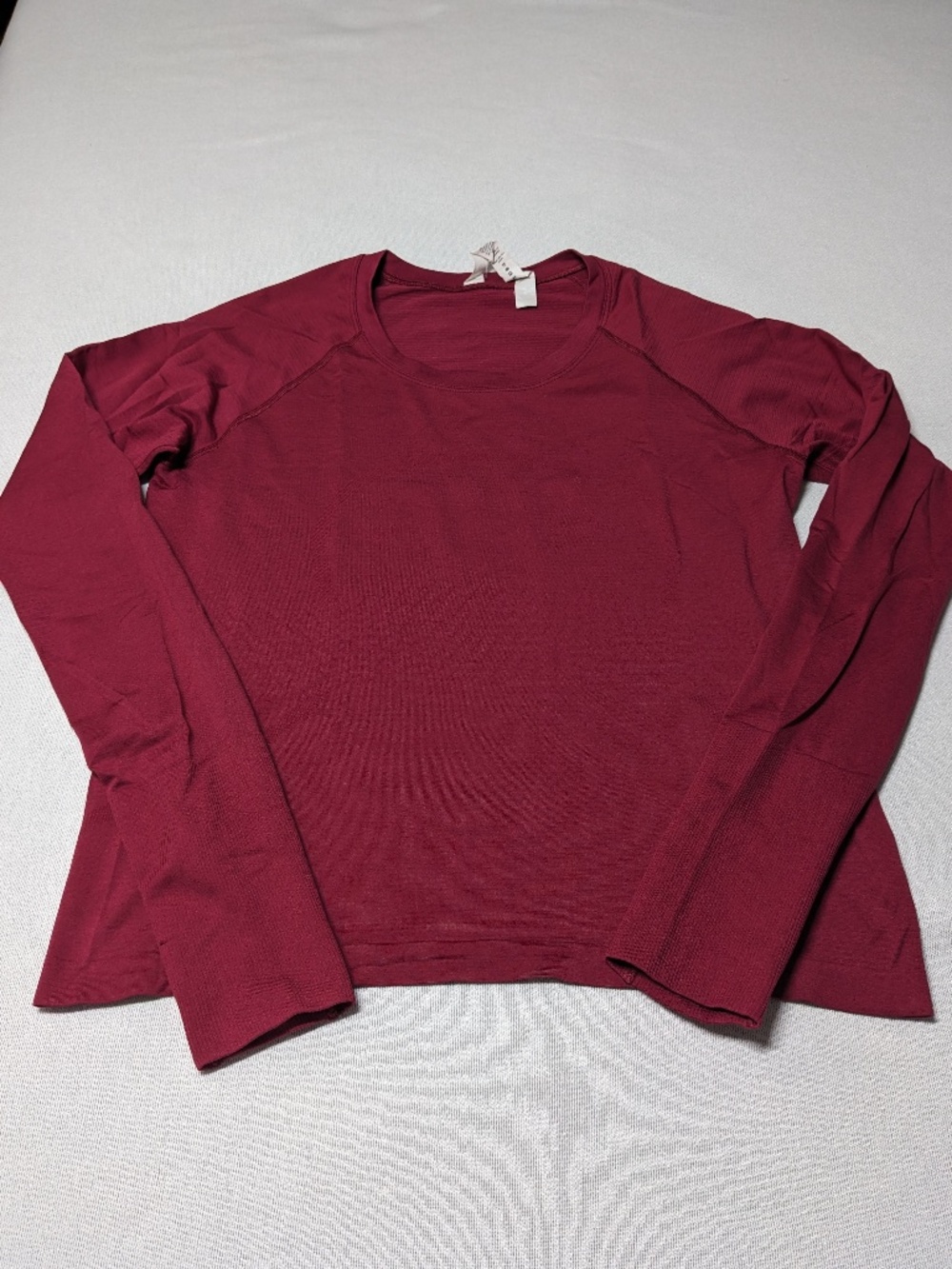 Lululemon Swiftly Tech Long Sleeve Shirt - Size 10